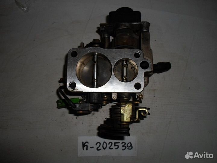 Заслонка дроссельная (Audi A4)