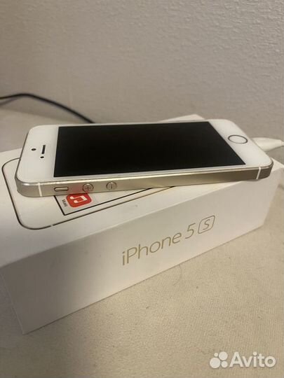 iPhone 5S, 16 ГБ