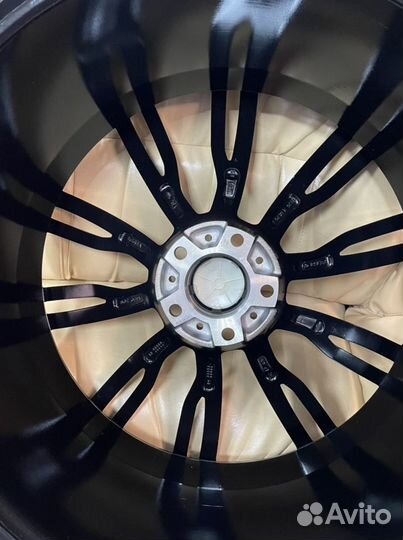 Диск Replica 10 21 5*120 Et: 40 Replica B533