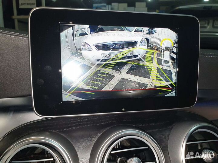 Камера заднего вида мерседес, на штатный экран