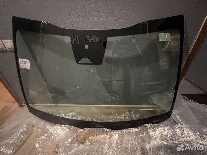 Стекло лобовое KIA Sportage 5