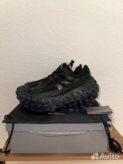 Balenciaga Defender Оригинал