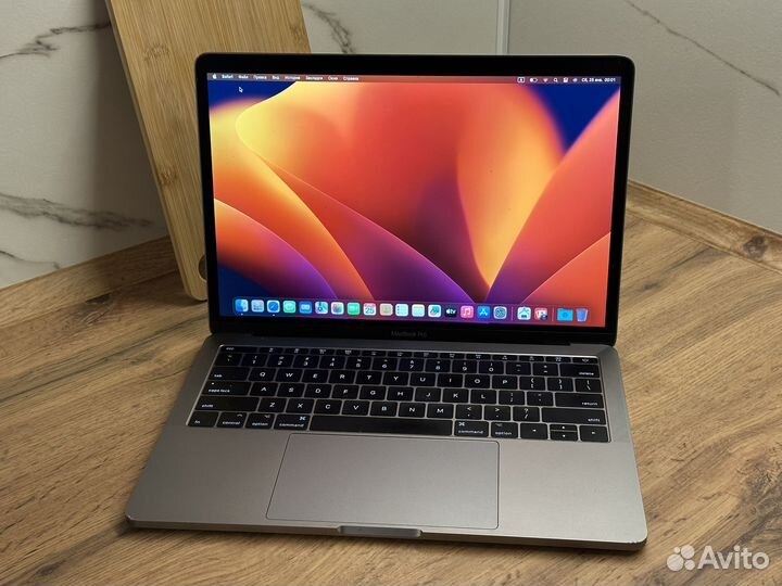 Macbook pro 13 2017 i5/8/128gb новый аккумулятор