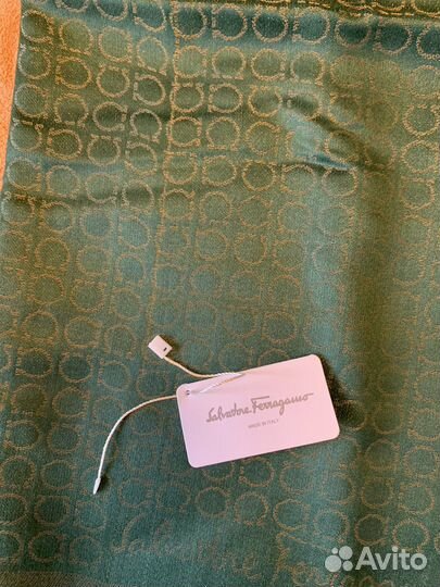 Палантин Salvatore Ferragamo