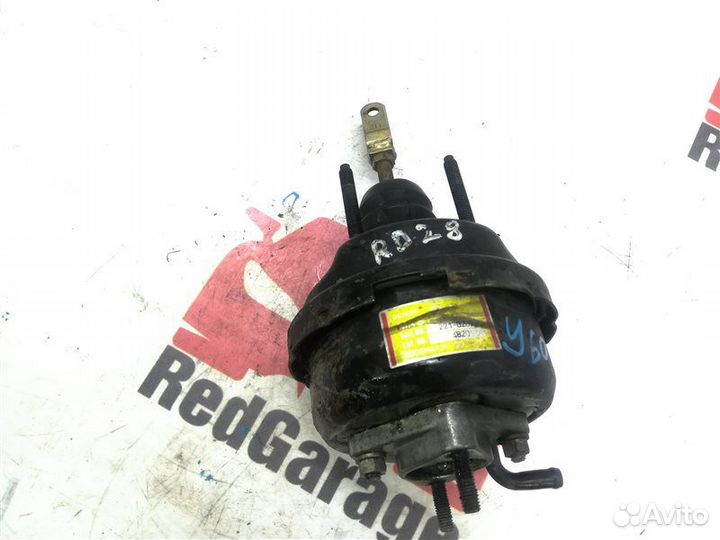 Вакуумный усилитель сцепления Nissan Patrol Y60