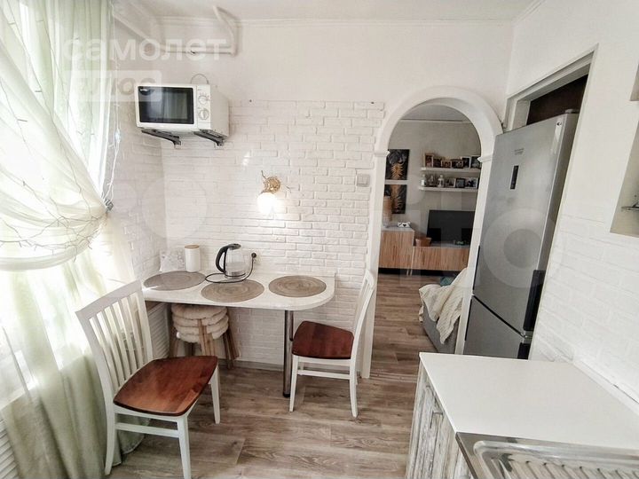 2-к. квартира, 42 м², 1/2 эт.