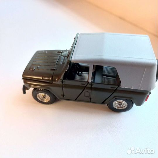 УАЗ-469 1:43