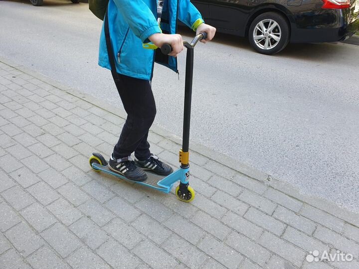 Самокат трюковой детский