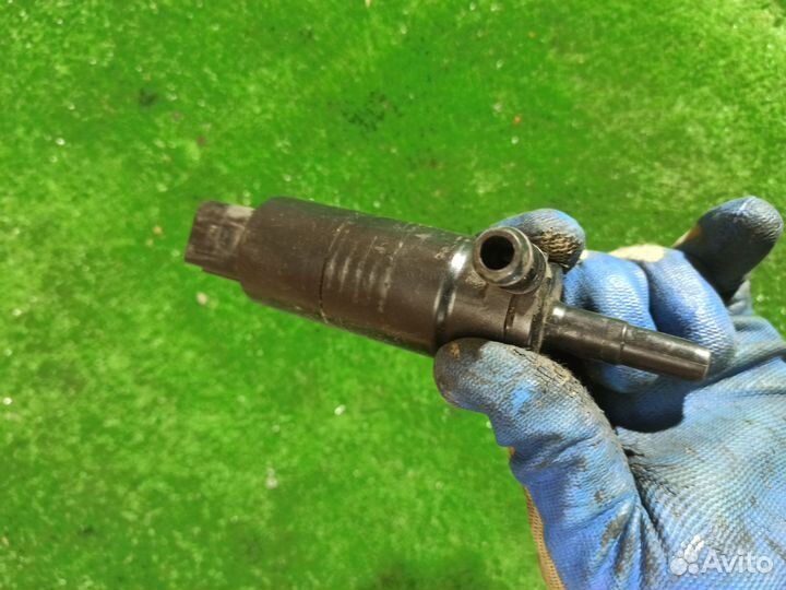 Моторчик омывателя фар Volkswagen Passat B6