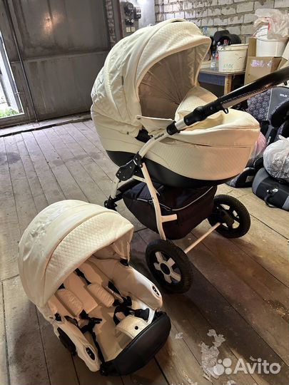 Коляска 3 в 1