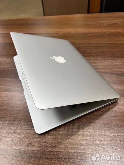 Apple MacBook Air 13