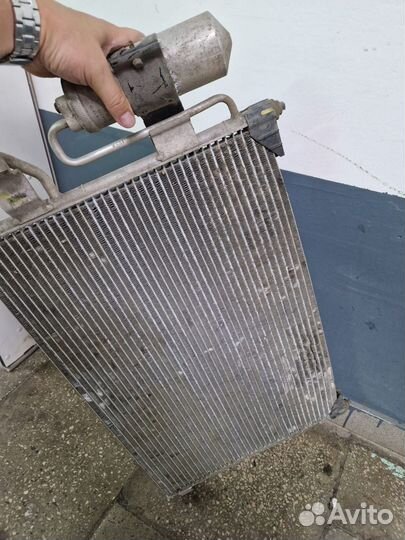Радиатор кондиционера Chevrolet Evanda