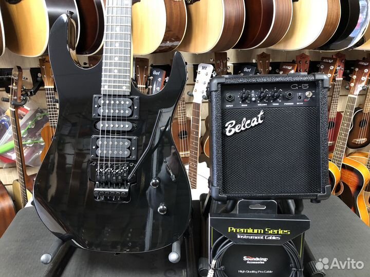 Электрогитара, комбик, шнур, медиаторы(комплект)