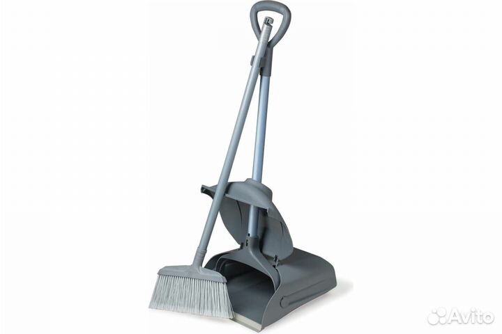 Совок-контейнер и щетка