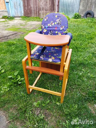 Стол-трансформер для кормления