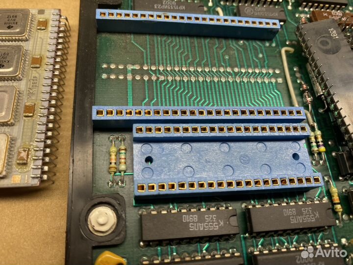 Радиодетали и плата СССР