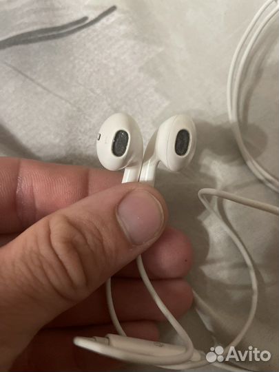 Наушники с микрофоном Apple EarPods