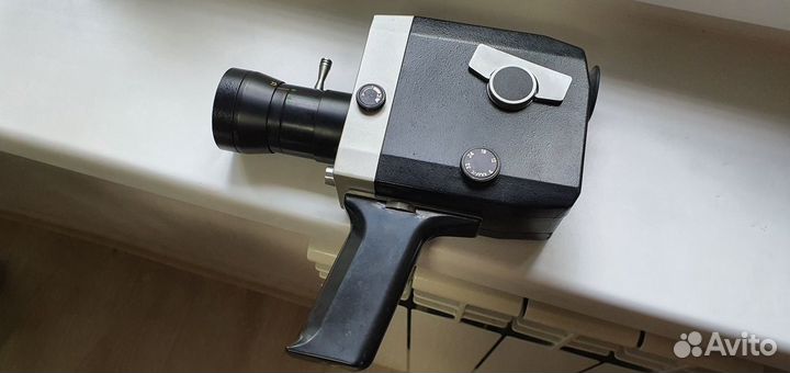 СССР кинокамера Кварц 1х8С-2