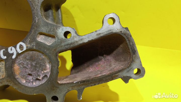 Корпус помпы для Toyota Hiace 1kzte