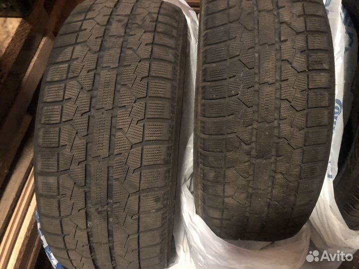 Toyo Observe Garit GIZ 225/50 R17 94Q