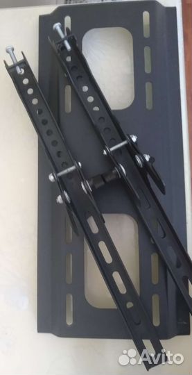 Настенный кронштейн для телевизора