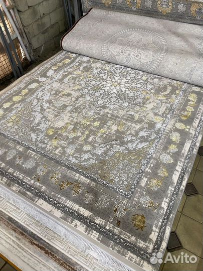 Ковер 2 на 3 новый