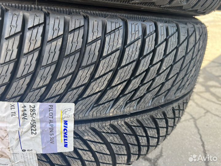 Michelin Pilot Alpin 5 SUV 285/45 R22 и 325/40 R22