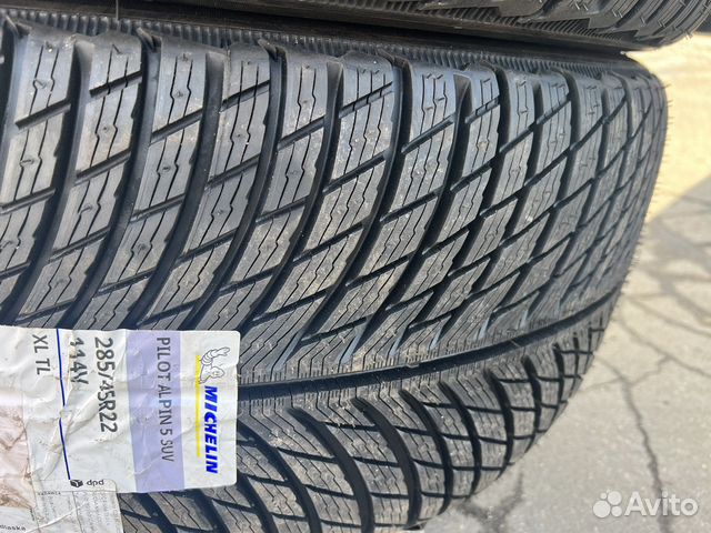 Michelin Pilot Alpin 5 SUV 285/45 R22 и 325/40 R22