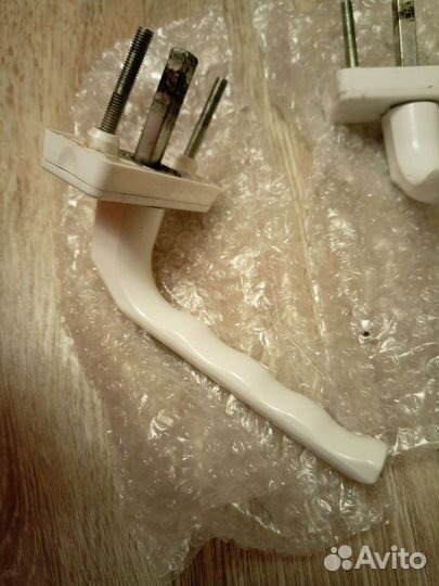 Ручки оконные