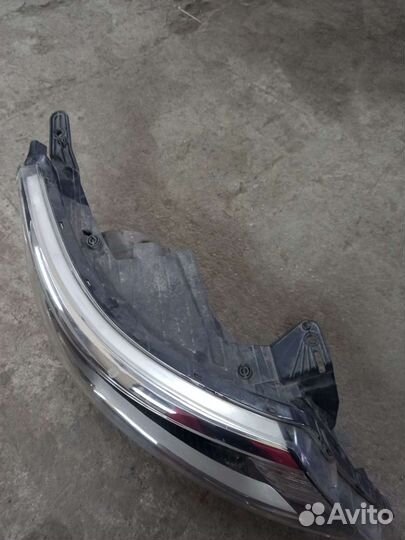 Фара передняя правая Киа Рио