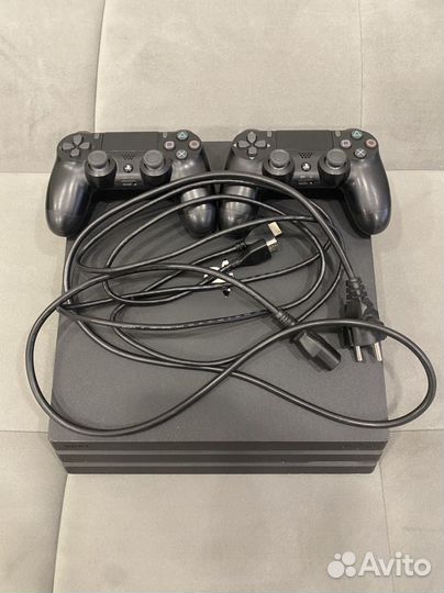 Sony PS4 pro 1tb