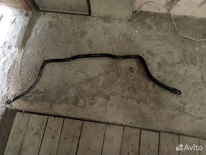 Продам стабилизатор поперечной устойчивости