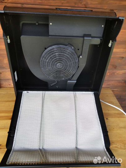 Вытяжка с подсветкой