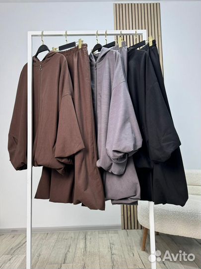 Костюм женский