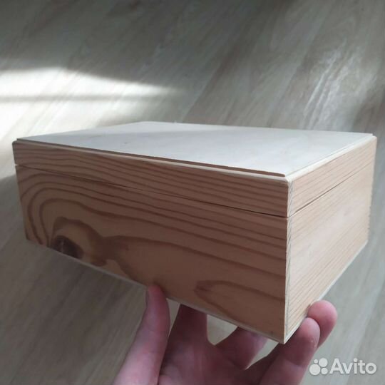 Коробка, шкатулка деревянная