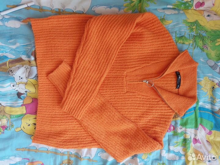 Свитер женский