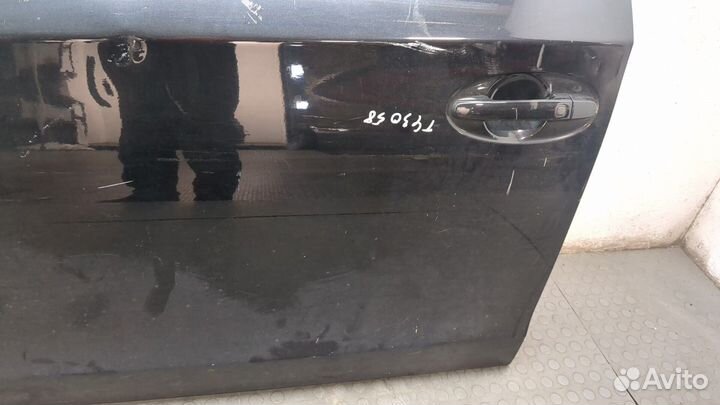 Дверь левая передняя Toyota Urban Cruiser