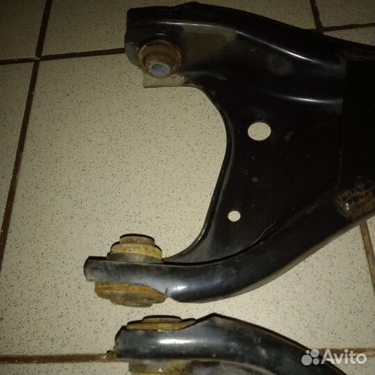 Рычаги подвески передние Ниссан Террано D10 2018