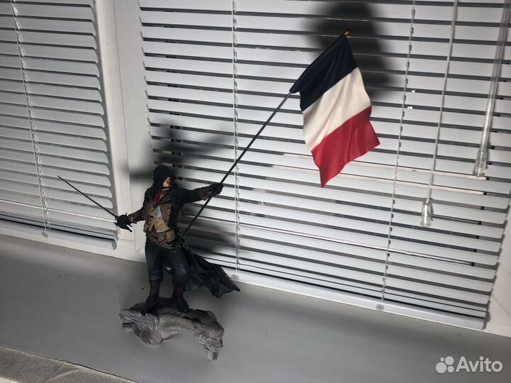 Фигурка Арно Assassins Creed