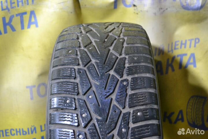 Nokian Tyres Hakkapeliitta 7 215/55 R17