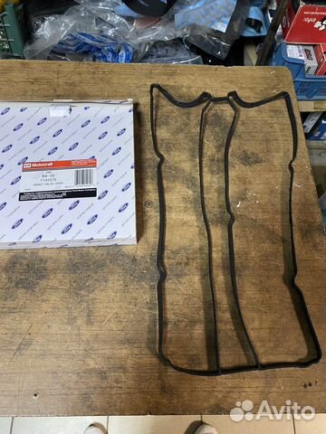 Прокладка клапанной крышки на ford focus 2