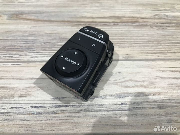 Блок управления зеркалами для Kia Optima 4 JF