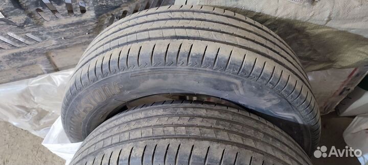 Bridgestone Alenza 001 225/65 R17 102H