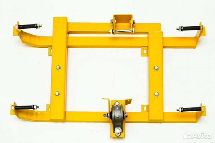 Подрамник нива 2121