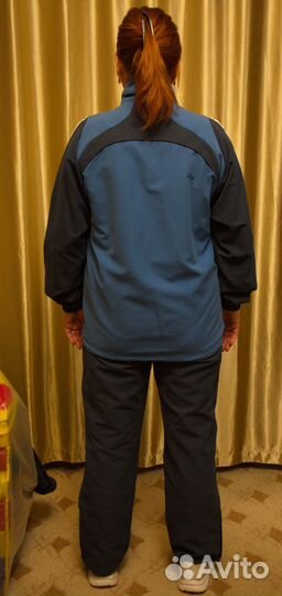 Спортивный костюм asics