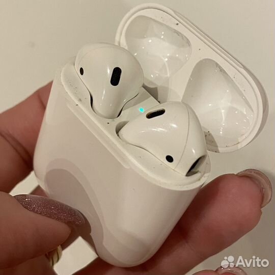 Airpods 2 A2031 (торга нет)