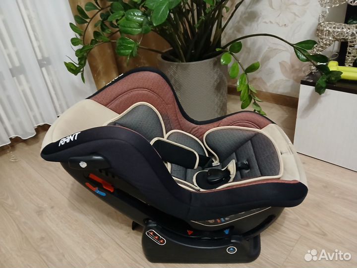 Детское автокресло