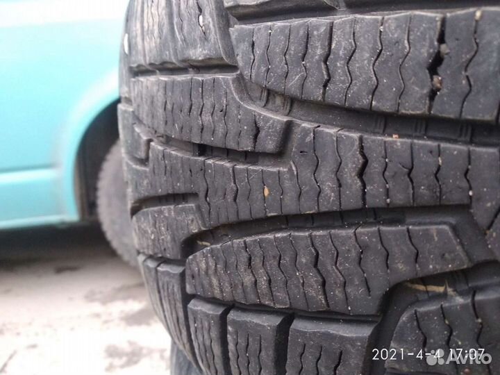 Kumho I'Zen KW31 225/65 R17