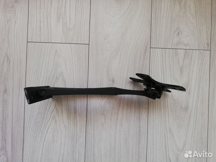 Кронштейн для телевизора на стену Elenberg vesa