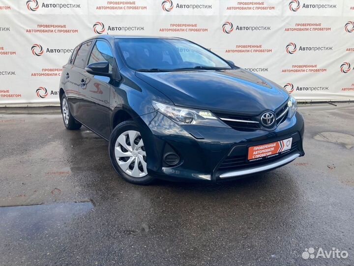 Toyota Auris 1.6 МТ, 2013, 143 000 км